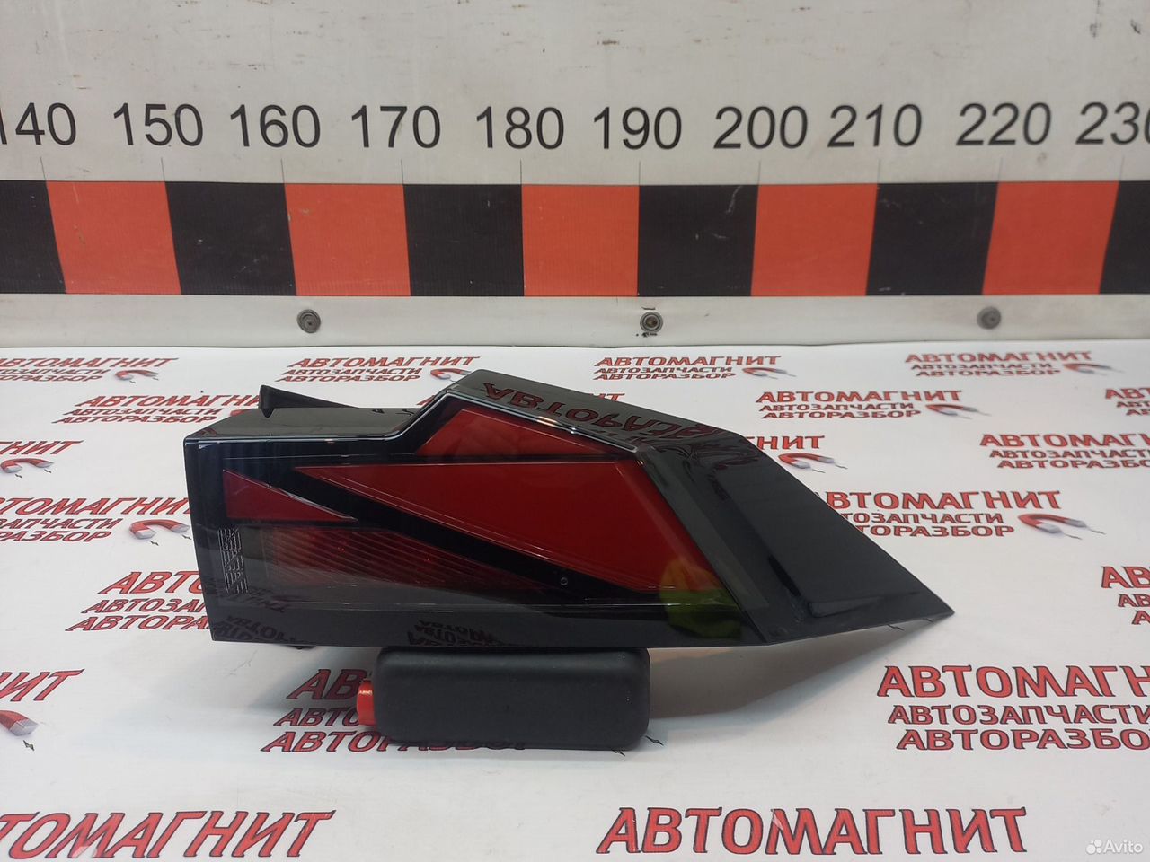 Фонарь задний правый Changan UNI-V