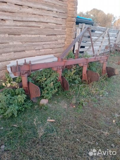 Продаётся плуг и промежуток мтз 50.Цена договорная