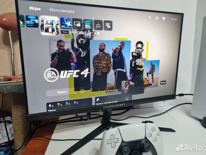 PS5 + 2 джойстика + UFC 4