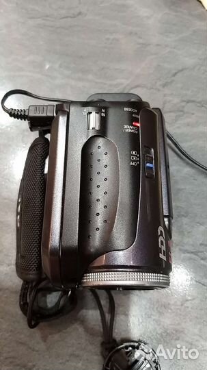 Видеокамера JVC