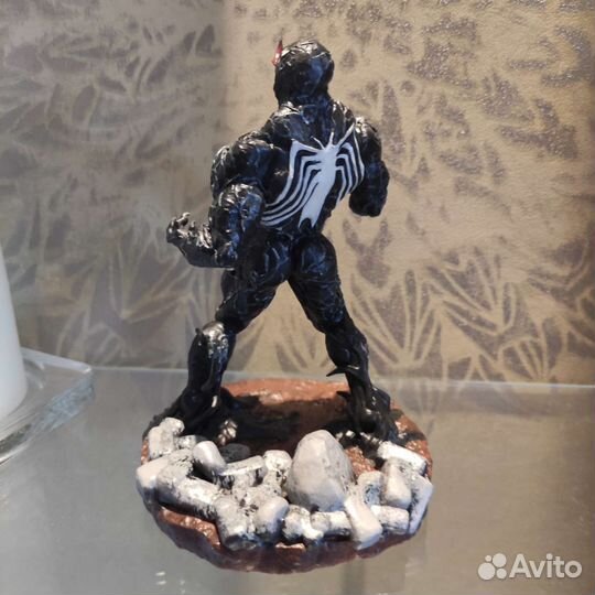 Статуэтка Веном