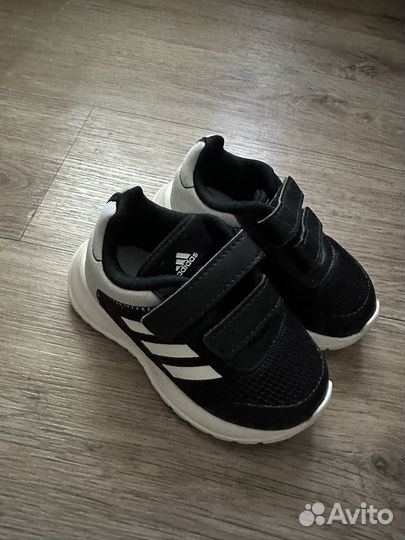 Кроссовки детские adidas