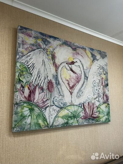 Картина с лебедями