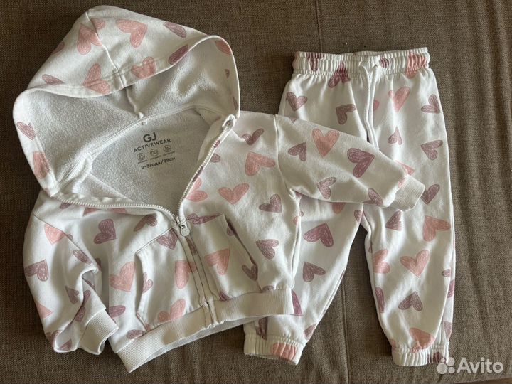 Костюм на девочку 98