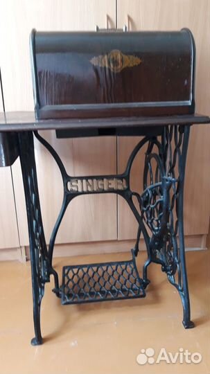 Швейная машана Зингер