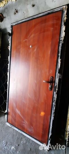 Дверь входная железная 96 утепленная