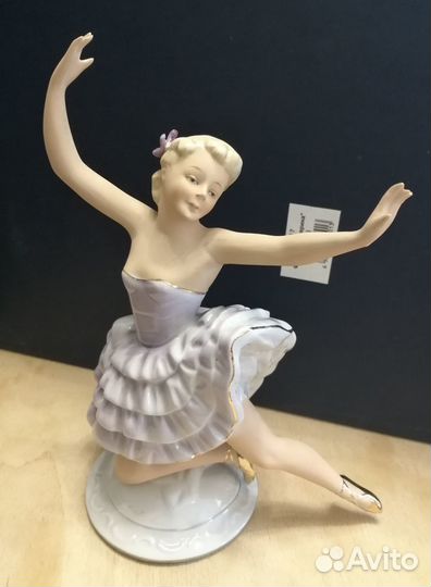 Фарфоровые статуэтки германия