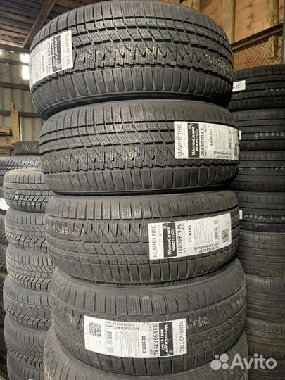 Kumho WinterCraft WS71 255/50 R19 107V