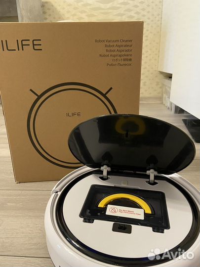Робот пылесос