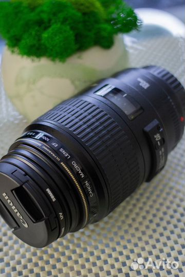 Объектив Canon EF 100mm f/2.8 Macro USM