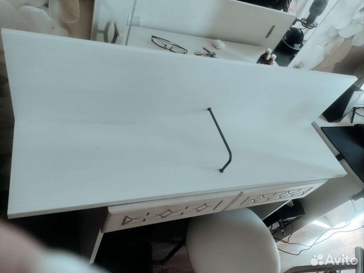 Полочка настенная