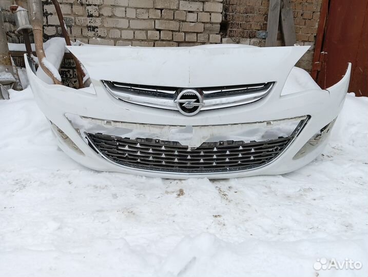Бампер передний opel astra J