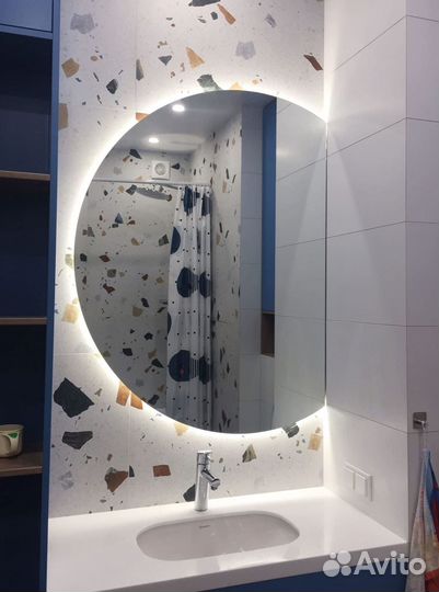 Зеркало в комнату с подсветкой