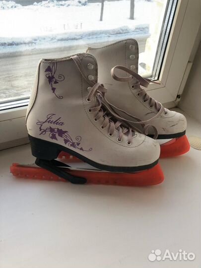 Коньки фигурные
