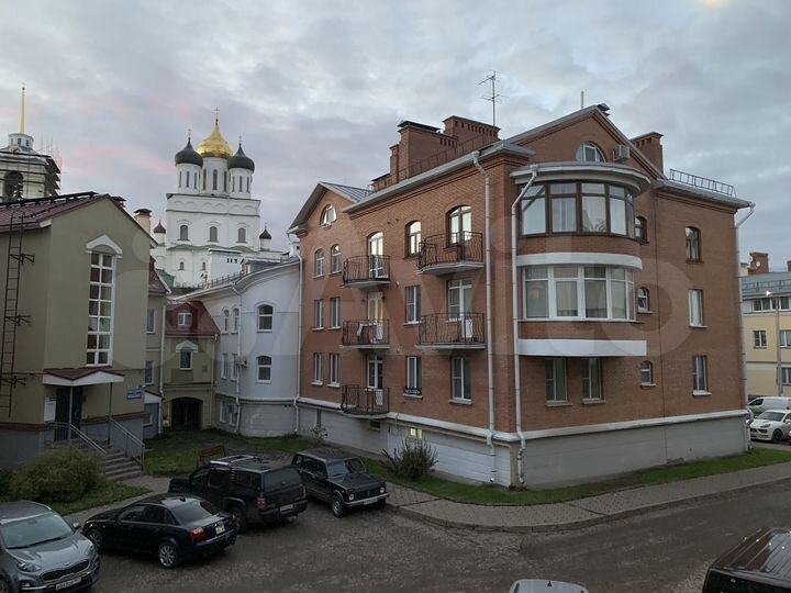 3-к. квартира, 97,3 м², 2/4 эт.