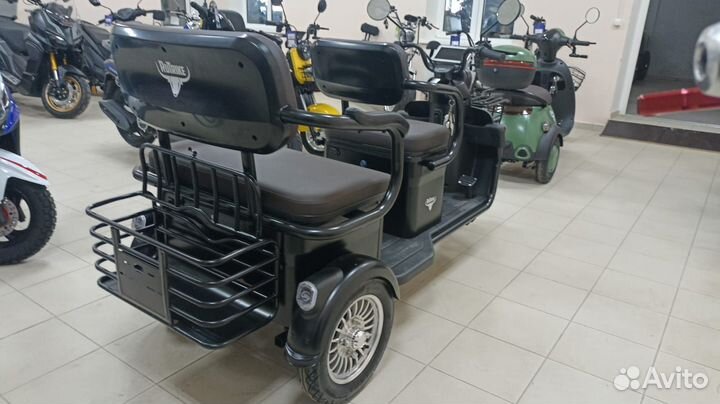 Трицикл электрический Rutrike Топик