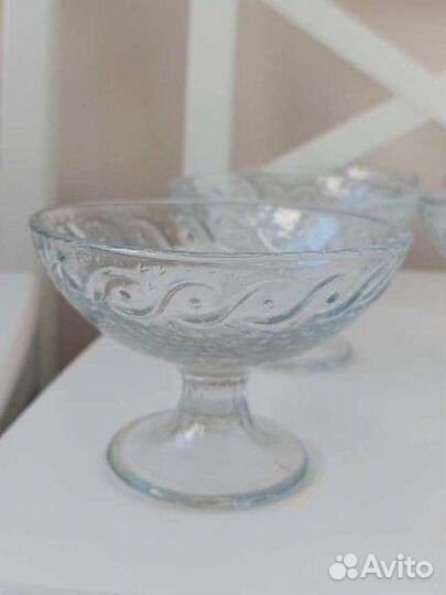 Креманка, ваза на ножке, варенница