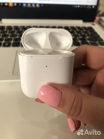 Кейс airpods 2 с возможностью беспроводной зарядки