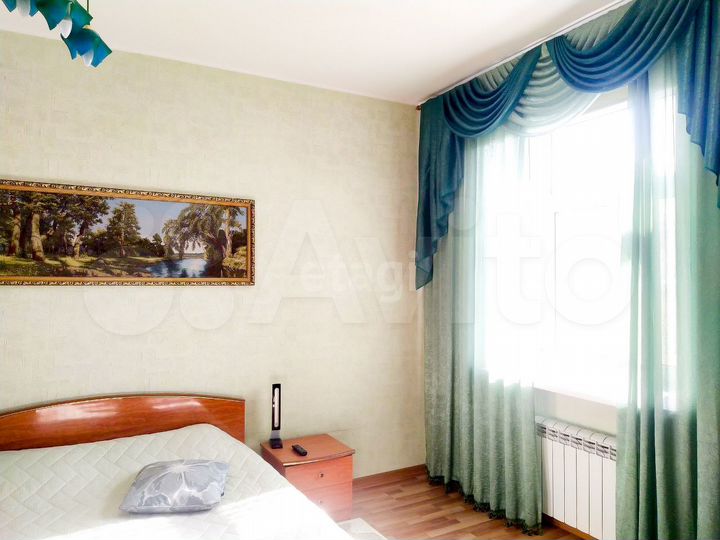 4-к. квартира, 99,3 м², 4/5 эт.