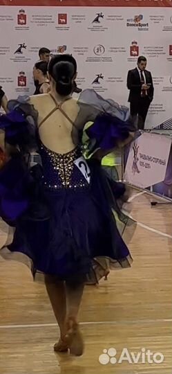 Платье для бальных танцев