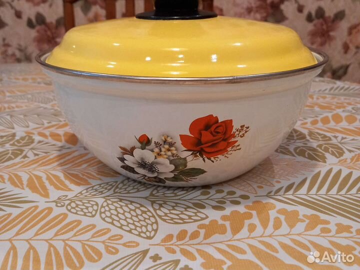 Кастрюля эмалированная СССР