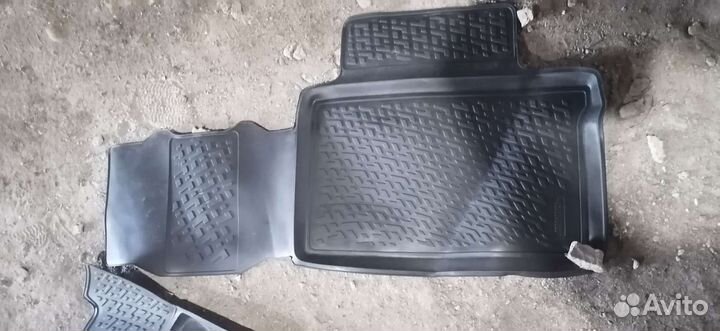 Коврики для Лады Веста