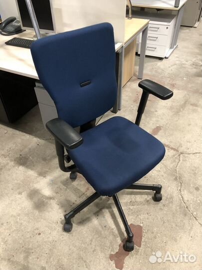 Компьютерное кресло Steelcase