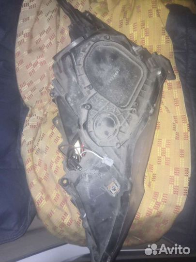 Фара Хонда црв