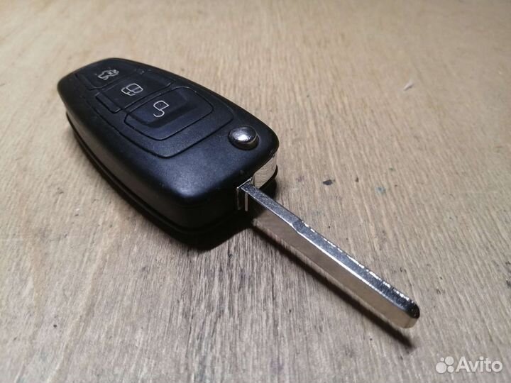 Ford Focus 3 выкидной чип ключ 3 кнопки