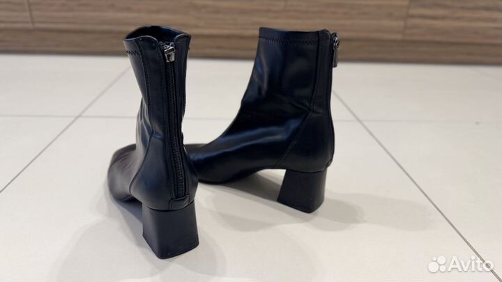 Ботильоны stradivarius