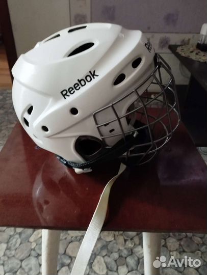 Шлем хоккейный