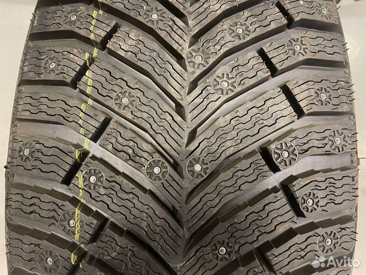 Michelin X-Ice North 4 SUV 275/45 R22 112T