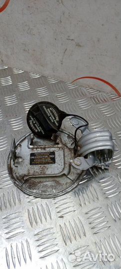 Лючок бензобака Kia Sportage 2 SUV 2.0 G4GC 2007