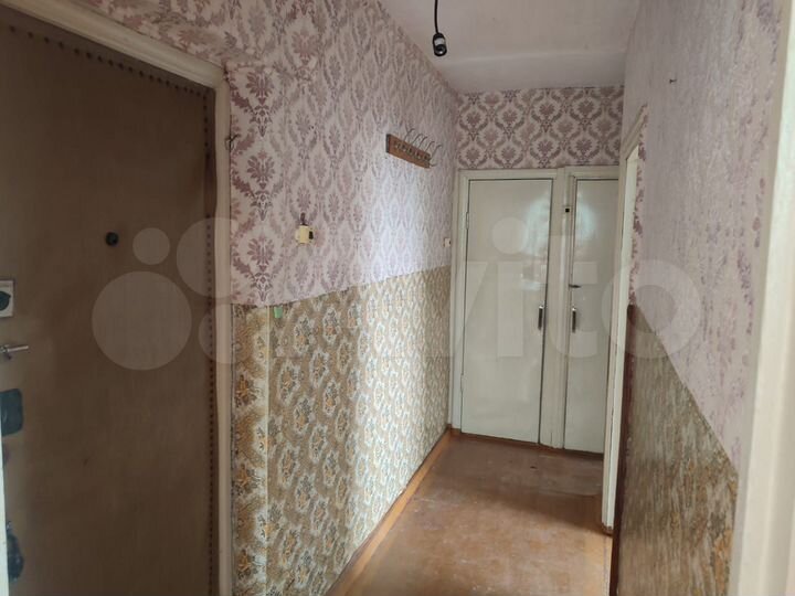 2-к. квартира, 44 м², 1/3 эт.