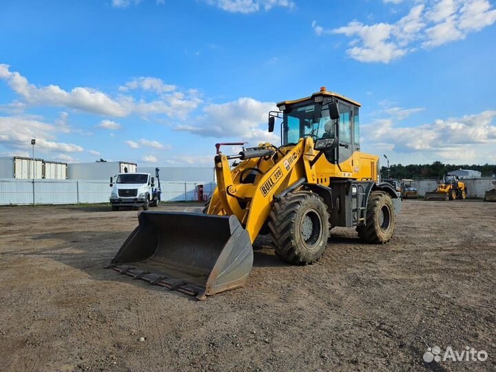 Фронтальный погрузчик Bull SL220, 2017