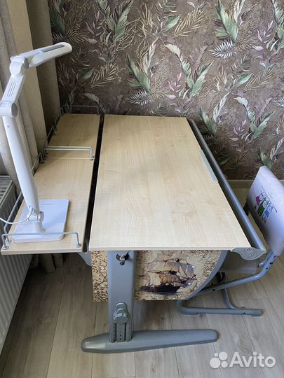 Письменный стол, растущая парта дэми