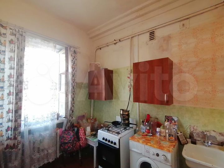 Комната 17 м² в 3-к., 2/2 эт.