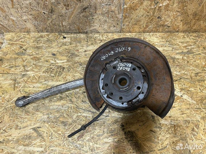 Ступица задняя левая Volkswagen Touareg 2 2010