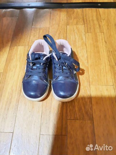 Обувь на девочку 24 размер