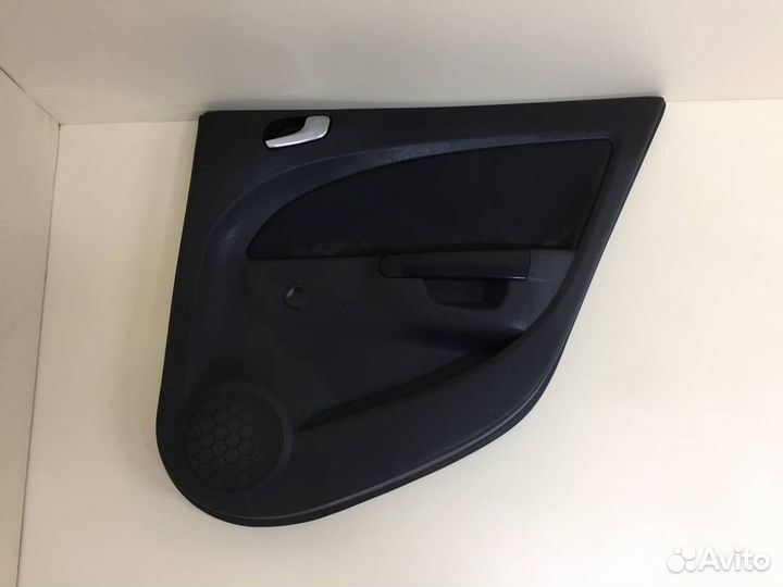 Обшивка двери задней правой Opel Corsa D 2006-2015