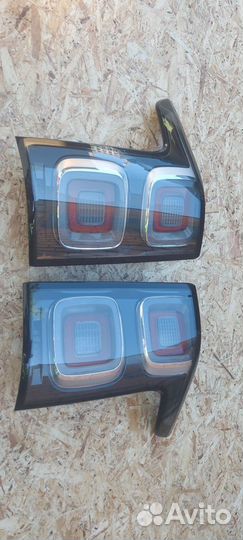 Комплект фонарей range rover vogue L405 SVA SVO