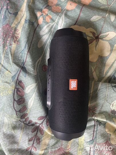 Колонка jbl charge 3