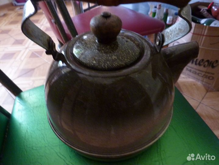 3 чайника-керамический,металлический,эмалированный