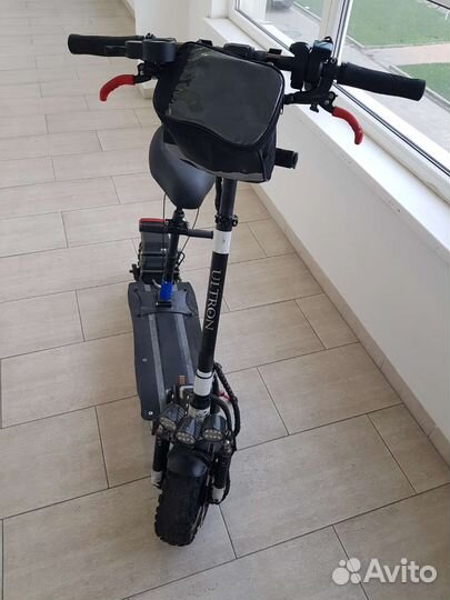 Эл.самокат ультрон Т11 и Ninebot by Segway MaxG30P