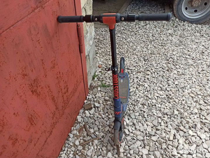 Складной самокат Crostur