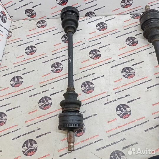 Привод задний Mercedes E-Class W210 M111.942 1999