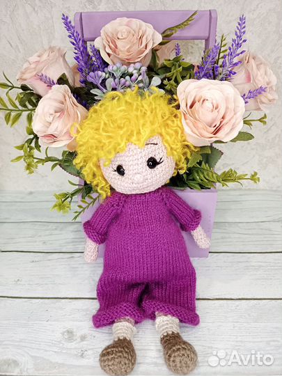 Вязаная игрушка Кукла