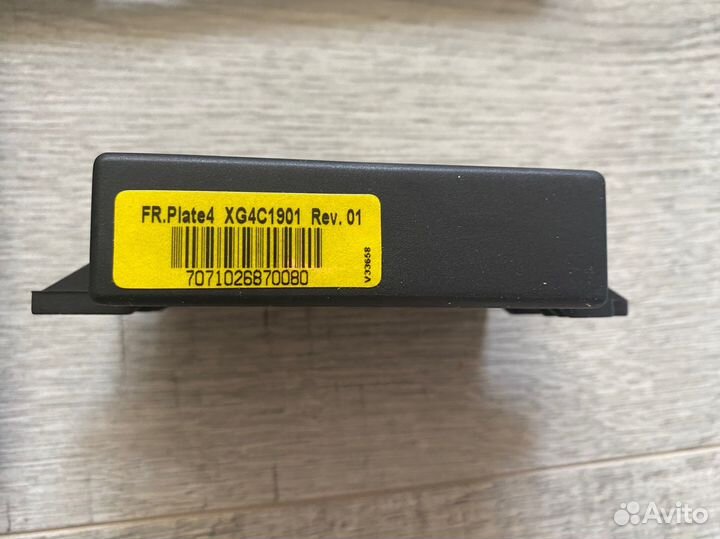 Новая номерная рамка с датчиками парковки