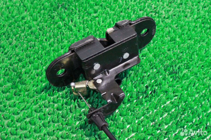 Замки двери багажника Cadillac Escalade 2 GMT800