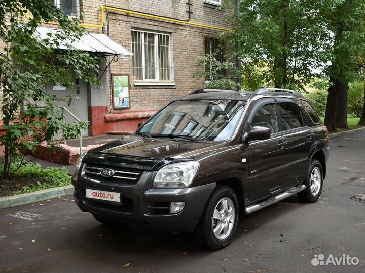 Лобовое стекло на Kia Sportage 04-10г